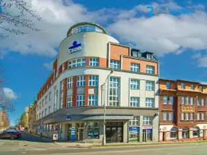 Pronájem ordinace, Frýdek-Místek - Frýdek, tř. T. G. Masaryka, 380 m2