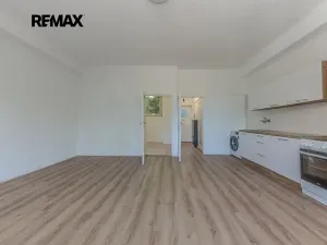 Prodej bytu 2+kk, Praha - Vinohrady, Soběslavská, 43 m2