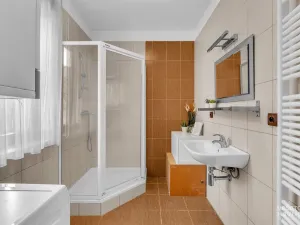 Prodej rodinného domu, Hradec Králové, Na Jezírkách, 146 m2