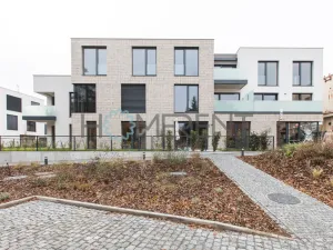 Pronájem bytu 1+kk, Černošice, Ke Hřišti, 33 m2
