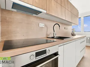 Pronájem bytu 2+1, Uherský Brod, Šaripova, 55 m2