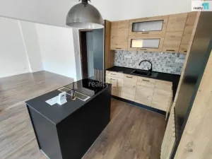 Pronájem bytu 3+1, Aš, Údolní, 97 m2