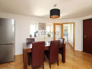 Pronájem bytu 3+1, Praha, Na Kozačce, 118 m2
