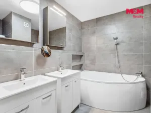 Prodej bytu 3+1, Děčín - Děčín I-Děčín, Labská, 65 m2