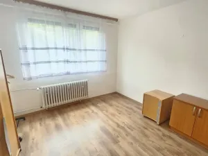 Pronájem bytu 1+kk, Ústí nad Labem - Severní Terasa, Pod Parkem, 19 m2