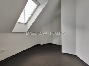 Pronájem bytu 3+kk, České Budějovice - České Budějovice 3, Skuherského, 105 m2