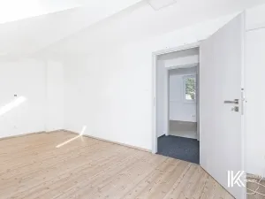 Pronájem kanceláře, Pardubice, Chrudimská, 131 m2