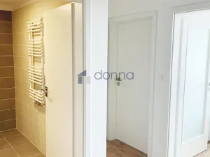 Pronájem bytu 2+kk, Praha, Formanská, 44 m2