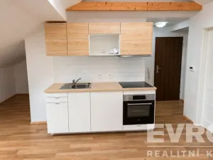 Pronájem bytu 2+kk, Vrchlabí, Vančurova, 34 m2