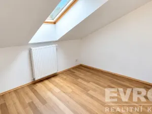 Pronájem bytu 2+kk, Vrchlabí, Vančurova, 34 m2