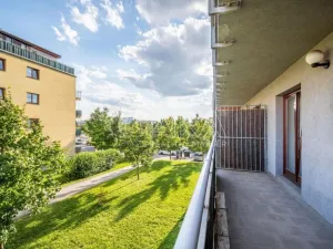 Pronájem bytu 2+kk, Praha - Štěrboholy, Andersenova, 52 m2