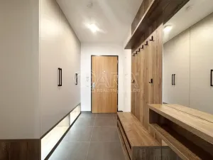 Pronájem bytu 2+kk, Praha - Dolní Chabry, Za Pískovnou, 53 m2