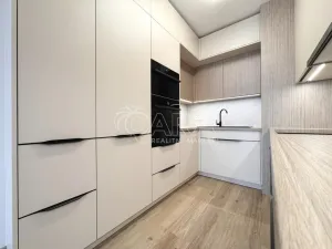 Pronájem bytu 2+kk, Praha - Dolní Chabry, Za Pískovnou, 53 m2