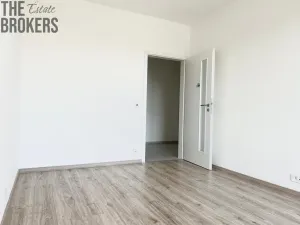Pronájem bytu 2+kk, Praha - Hloubětín, Saarinenova, 49 m2