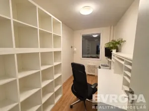 Prodej bytu 3+1, Praha - Střížkov, Harrachovská, 61 m2