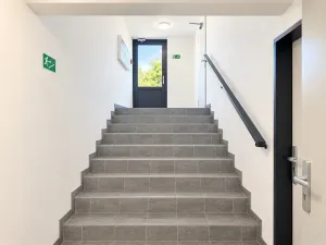 Pronájem kanceláře, Milovice - Mladá, Slepá, 30 m2