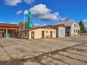 Prodej zemědělského objektu, Seletice, 19535 m2