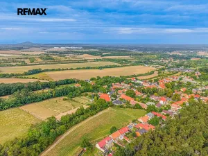Prodej pozemku pro bydlení, Nelahozeves, 1882 m2