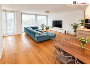 Prodej rodinného domu, Praha - Libuš, V Hrobech, 280 m2