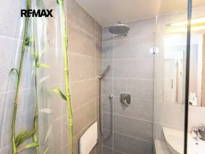Pronájem bytu 2+kk, Praha - Holešovice, Jankovcova, 60 m2