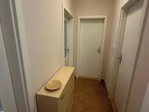 Pronájem bytu 2+kk, Praha - Horní Počernice, Božanovská, 66 m2