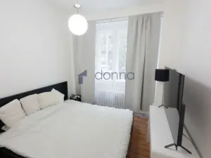 Pronájem bytu 2+1, Praha, Přemyslovská, 49 m2