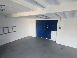 Pronájem garáže, Teplice, Libušina, 38 m2