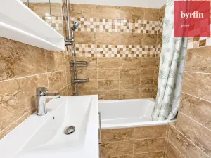 Pronájem bytu 2+1, Opava, Horovo náměstí, 79 m2