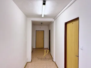 Pronájem kanceláře, Olomouc, Neředínská, 76 m2