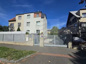 Prodej kanceláře, Praha - Kobylisy, Javorová, 49 m2