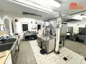 Prodej komerční nemovitosti, Hořičky - Chlístov, 1200 m2