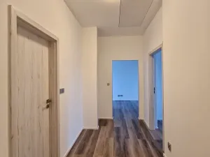Pronájem bytu 2+1, Lochovice, 64 m2