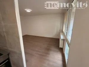 Pronájem bytu 1+kk, Pardubice - Polabiny, kpt. Bartoše, 28 m2