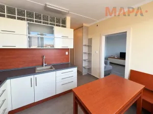 Prodej bytu 1+1, Chomutov, Bezručova, 35 m2