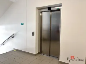Prodej bytu 3+kk, Praha - Uhříněves, Karla Guta, 65 m2