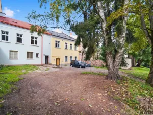 Pronájem kanceláře, Trutnov, Jihoslovanská, 157 m2