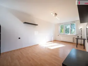 Pronájem bytu 2+1, Český Krumlov - Nádražní Předměstí, Vyšehrad, 50 m2