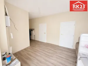 Pronájem obchodního prostoru, Mariánské Lázně, Hlavní třída, 25 m2