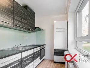 Pronájem bytu 2+1, Milovice - Mladá, Spojovací, 43 m2