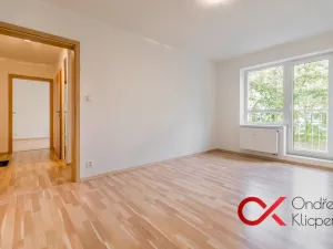 Pronájem bytu 2+1, Milovice - Mladá, Spojovací, 43 m2