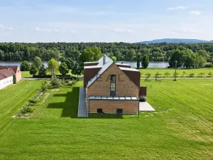 Prodej pozemku pro bydlení, Pištín, 718 m2