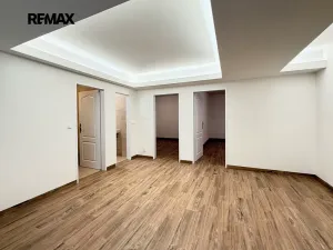 Pronájem vily, Praha - Nebušice, Na Malé Šárce, 302 m2