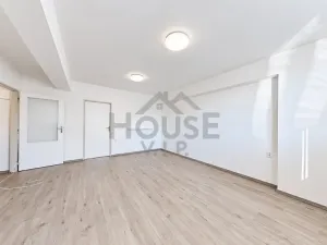 Prodej bytu 2+1, Praha - Modřany, U zastávky, 54 m2