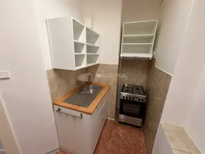 Pronájem bytu 3+1, Praha - Žižkov, Biskupcova, 60 m2