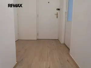 Pronájem bytu 3+1, Poděbrady, Hakenova, 63 m2