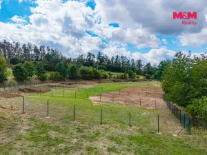 Pronájem zahrady, Milešov, 770 m2
