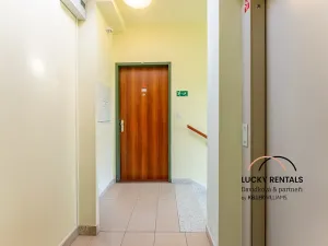 Pronájem bytu 3+kk, Praha - Střížkov, Jitravská, 97 m2