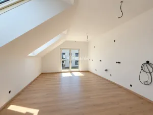 Prodej bytu 3+kk, Nučice, U zastávky, 99 m2