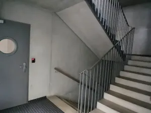 Pronájem bytu 1+kk, Praha - Košíře, Hlaváčkova, 25 m2