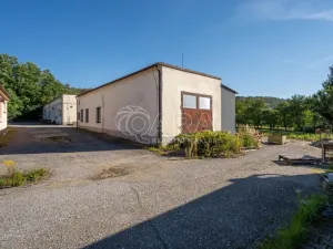 Prodej výrobních prostor, Ivančice, Kounická, 1474 m2